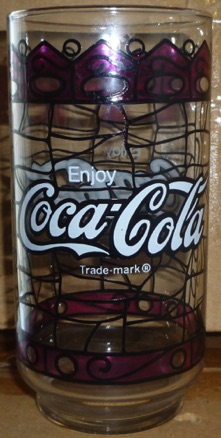 3566-3  € 5,00 coca cola glas glas en lood motief paars.jpeg